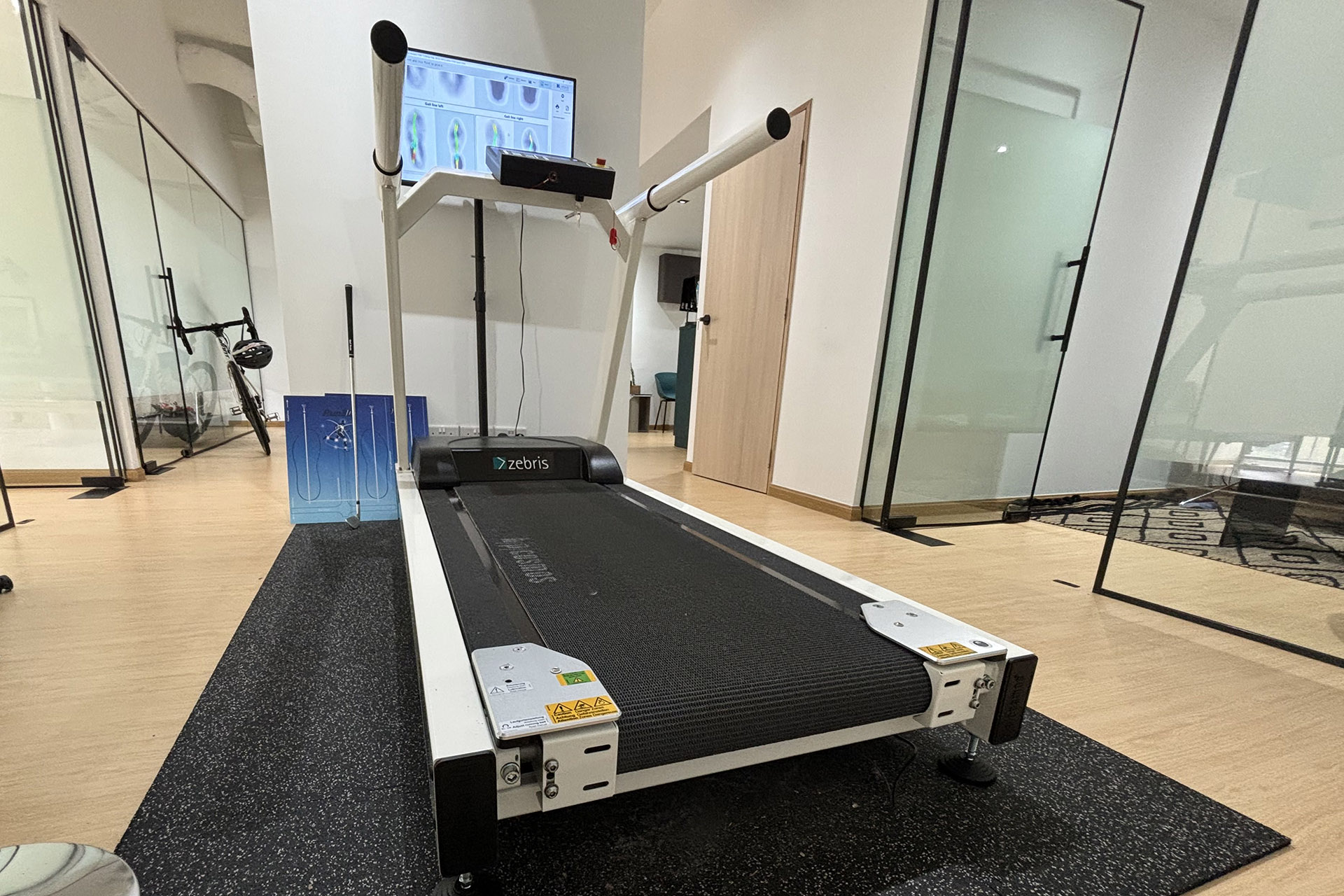 3D infrared technology walk gait analysis in Singapore