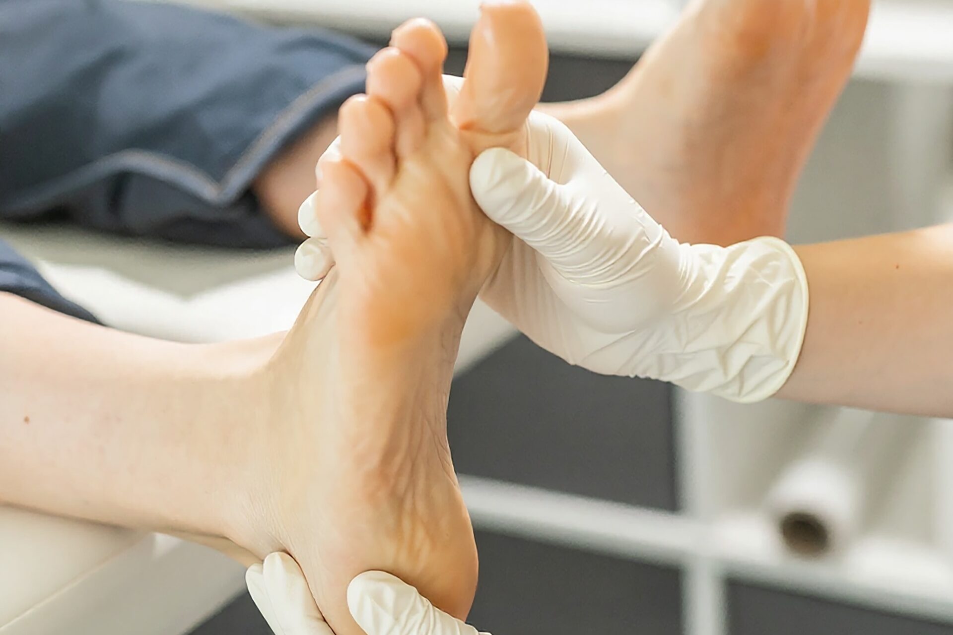 plantar plate tear treatment
